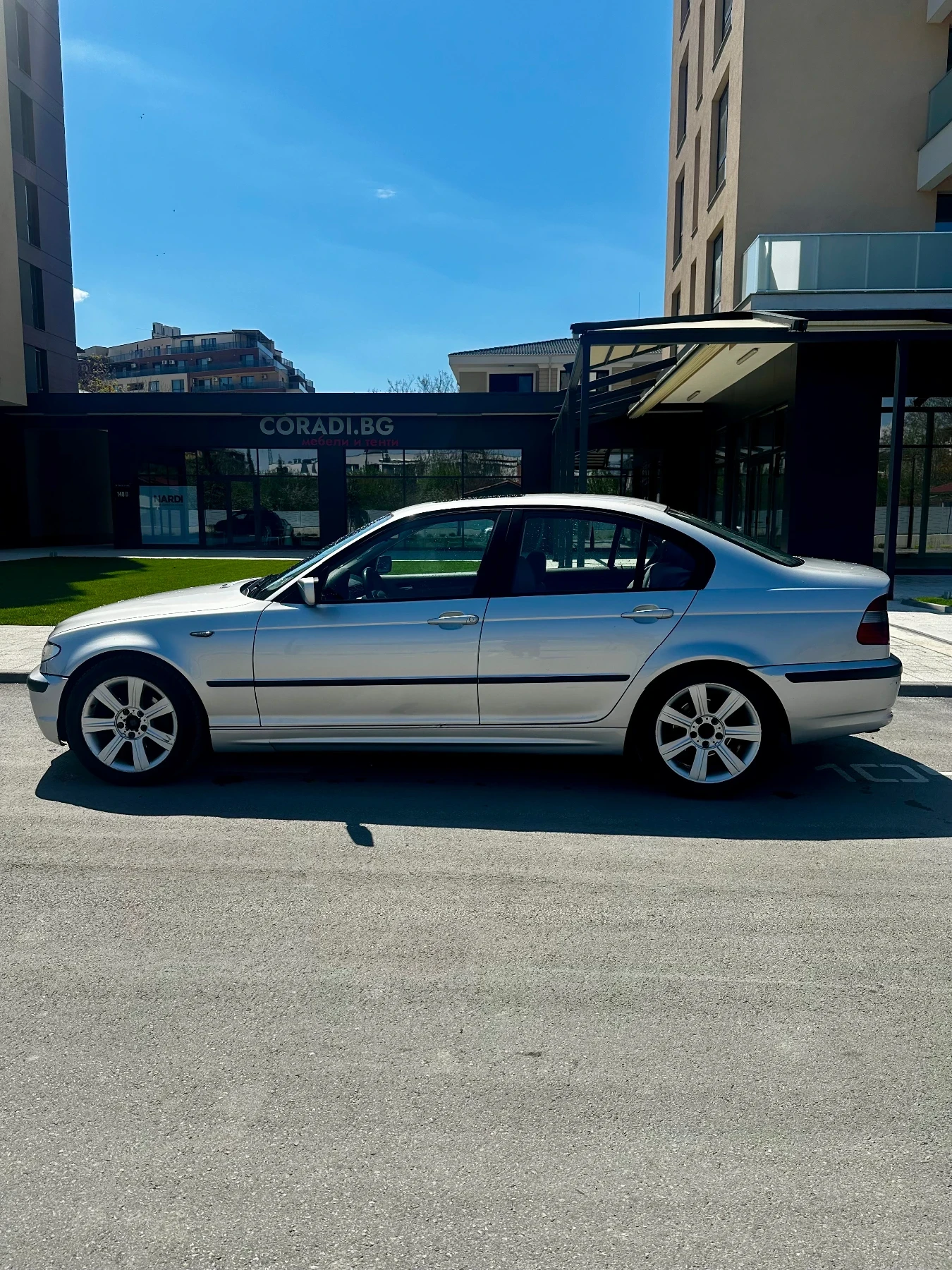 BMW 320, снимка 4 - Автомобили и джипове - 54245629