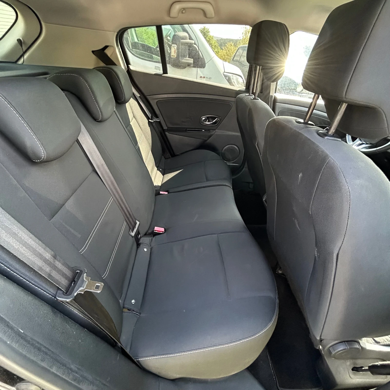 Renault Megane 1.5 Dci GT LINE, снимка 5 - Автомобили и джипове - 54261812