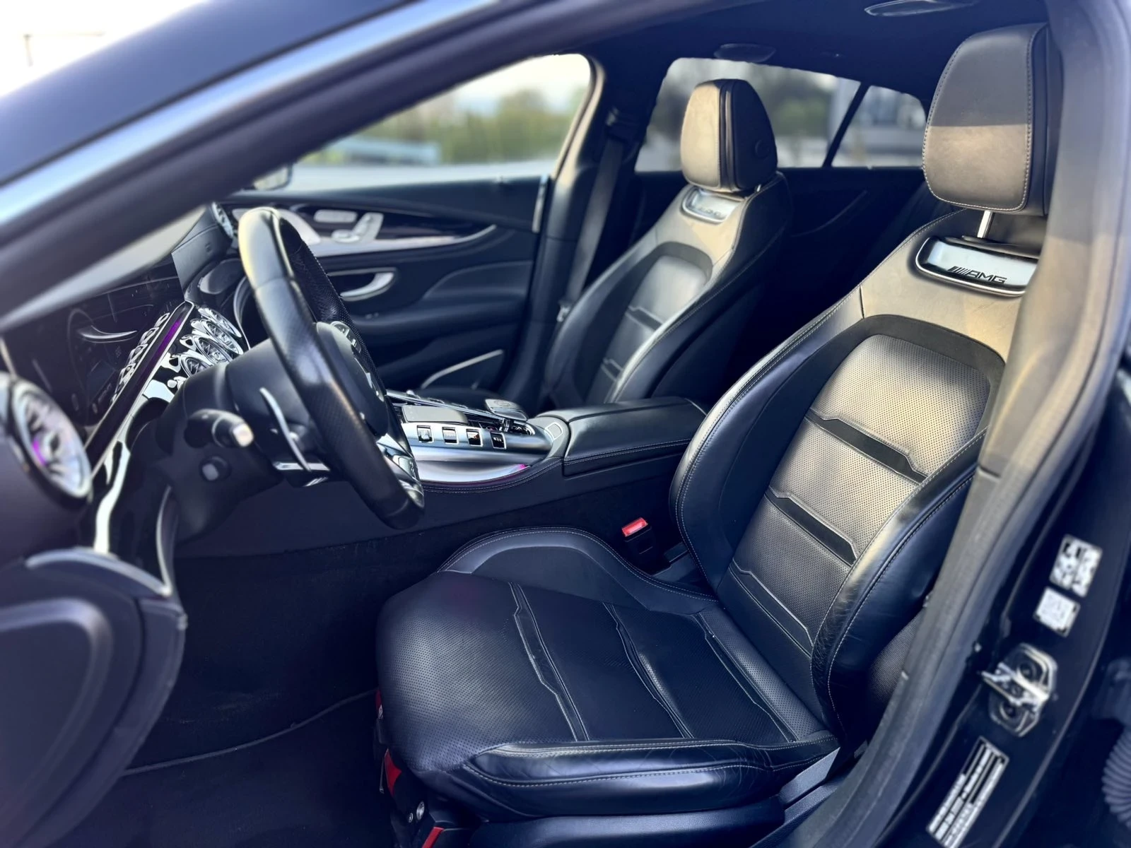 Mercedes-Benz AMG GT GT63, снимка 8 - Автомобили и джипове - 54384211