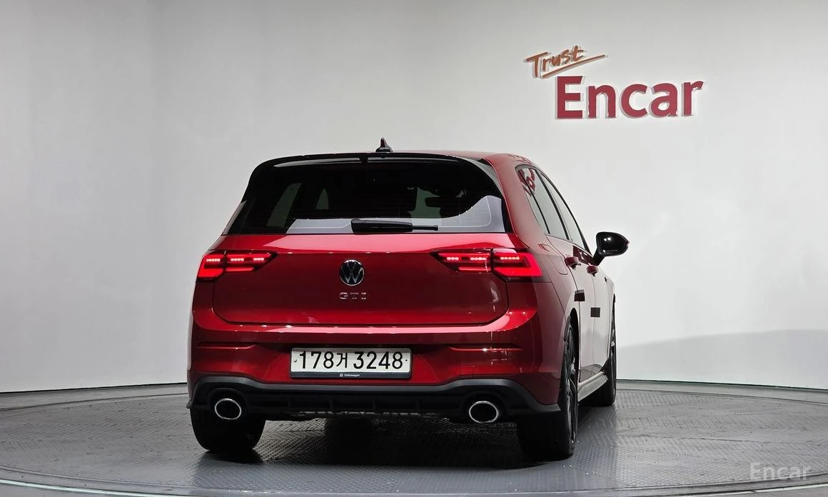 VW Golf, снимка 4 - Автомобили и джипове - 54591597