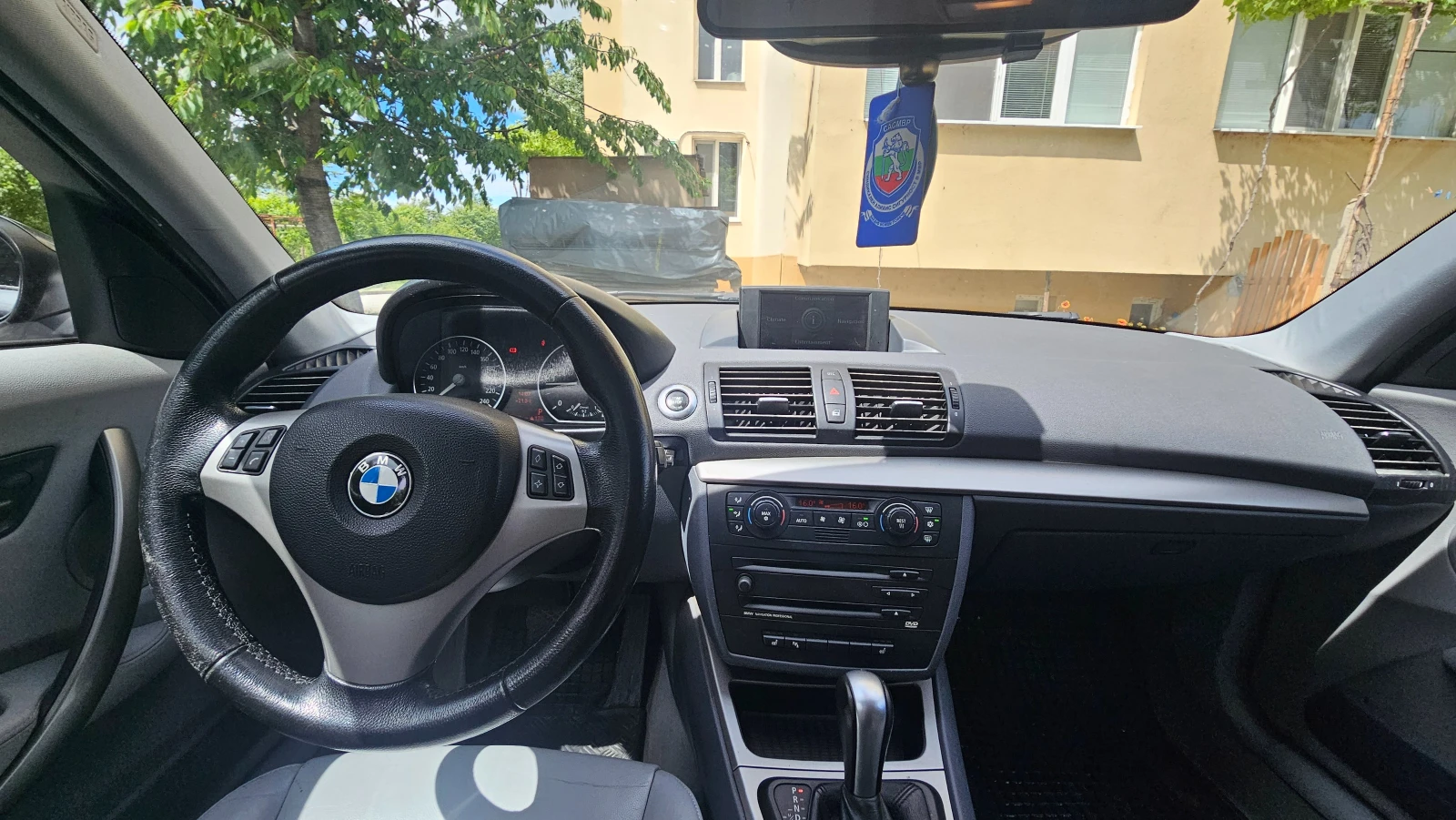 BMW 120, снимка 12 - Автомобили и джипове - 54751171
