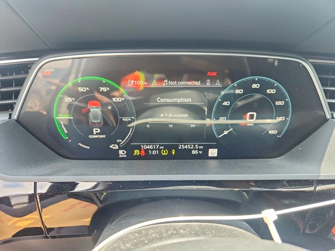 Audi E-Tron Prestige, снимка 8 - Автомобили и джипове - 54758642