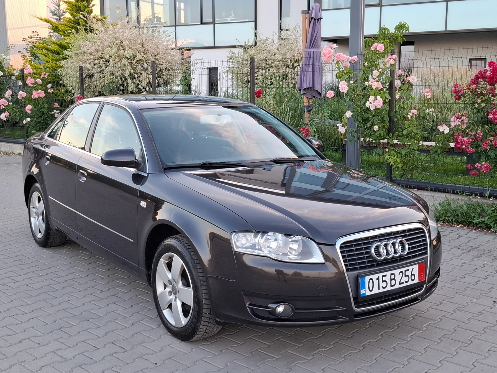 Audi A4 1.6i* (102кс)* КЛИМAТРОНИК* HOB BHOC* , снимка 9 - Автомобили и джипове - 54991421