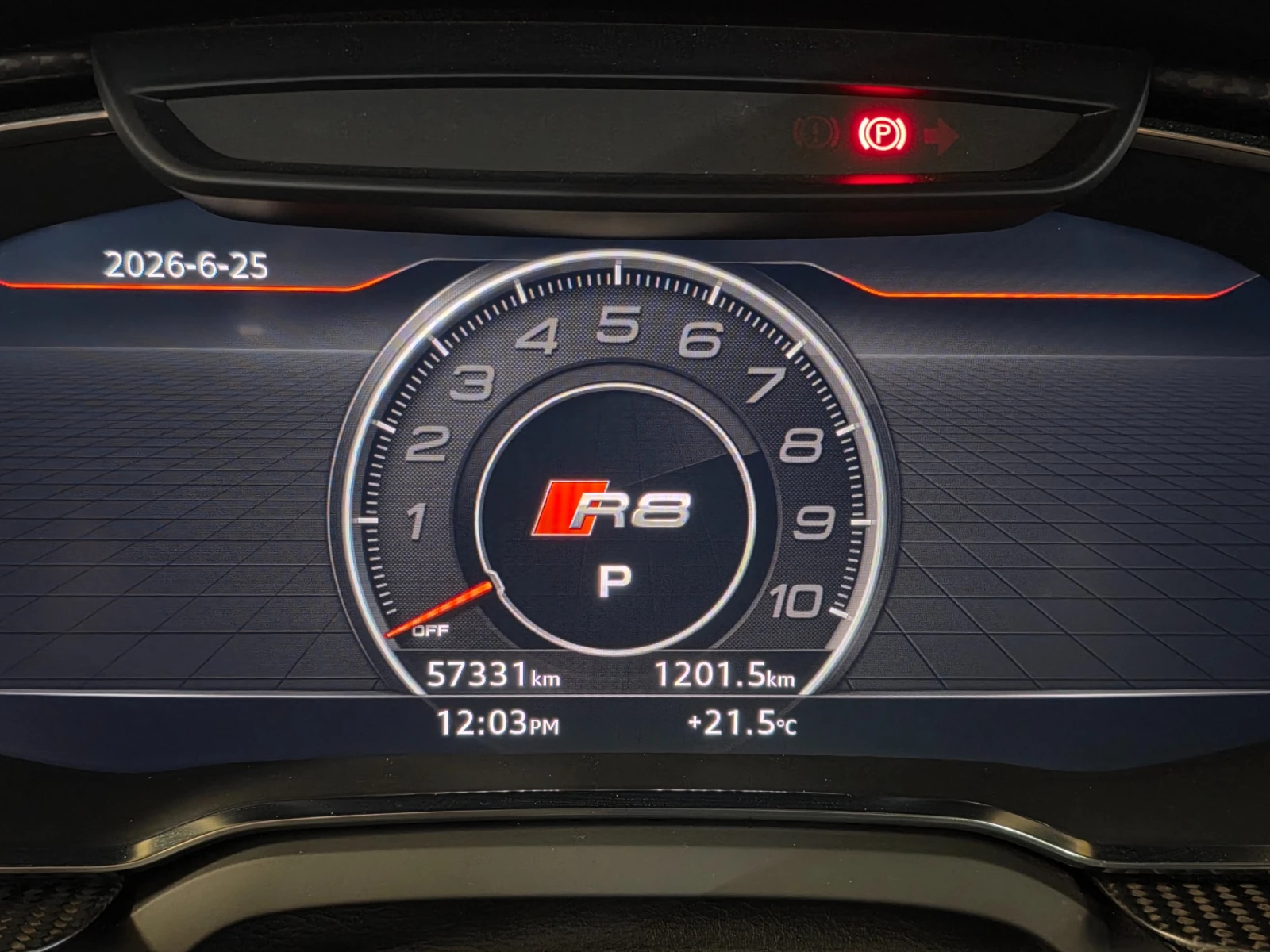 Audi R8 V10 Plus* КРАЙНА ЦЕНА, снимка 10 - Автомобили и джипове - 55238009