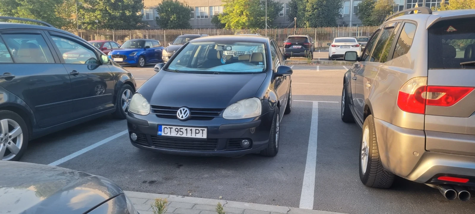 VW Golf 1.6 фабрична гас