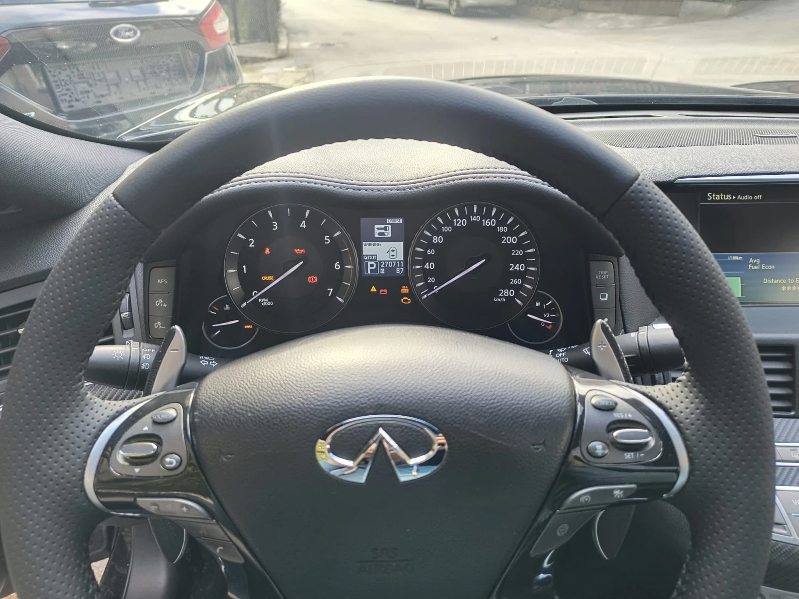 Infiniti M M30dS, снимка 8 - Автомобили и джипове - 55725299
