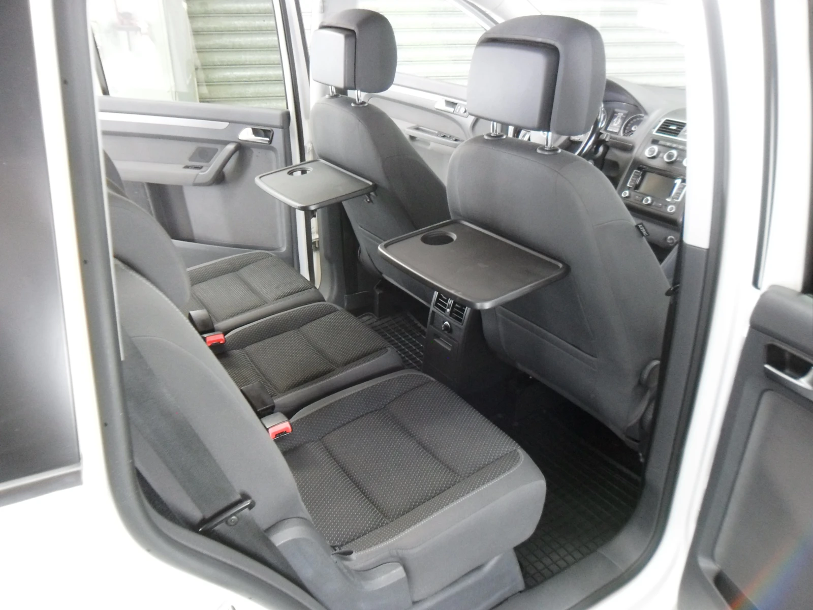 VW Touran 1, 6-TDI-NAVI-��� | Mobile.bg � ����������� 11