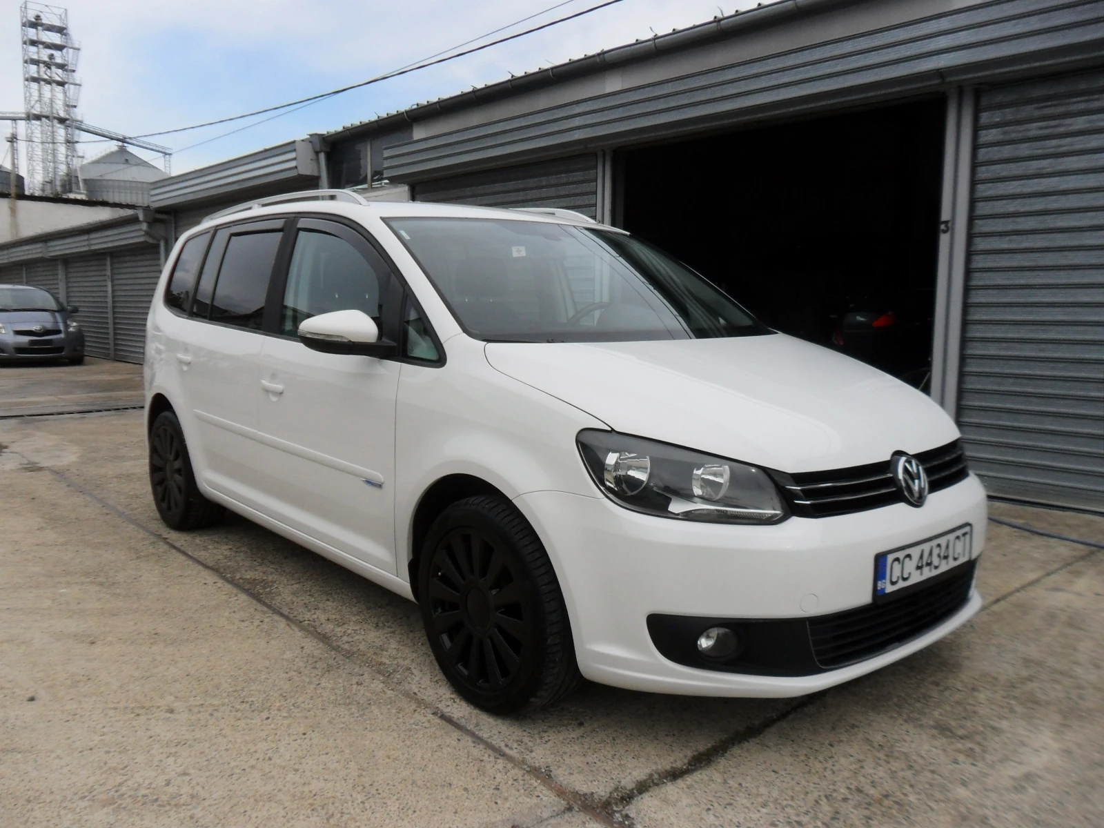 VW Touran 1, 6-TDI-NAVI-��� | Mobile.bg � ����������� 1