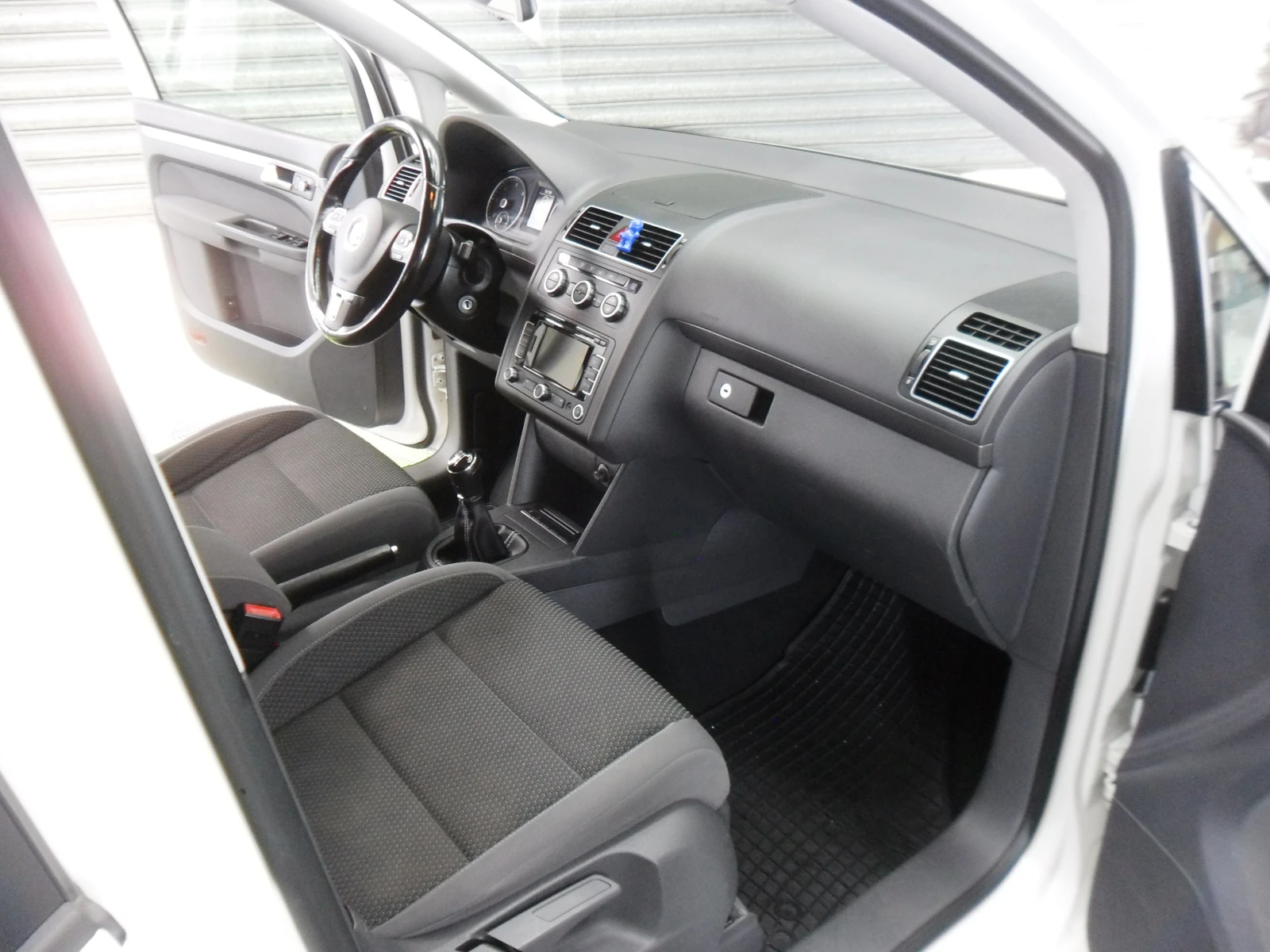 VW Touran 1, 6-TDI-NAVI-��� | Mobile.bg � ����������� 12