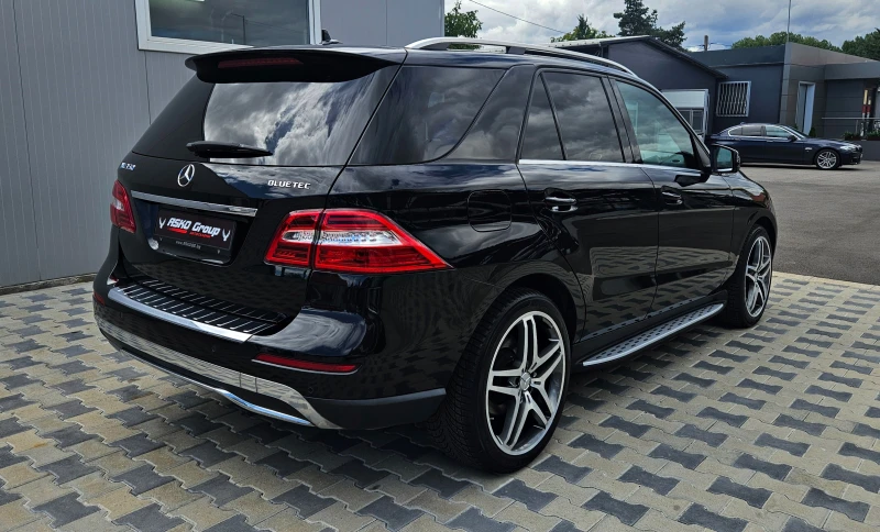 Mercedes-Benz ML 350 AMG/GERMANY/AIRMAT/PANO/CAMERA/ПОДГРЕВ/AMBIENT/LIZ, снимка 5 - Автомобили и джипове - 47259094