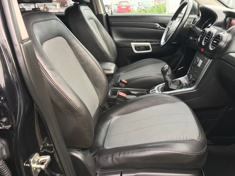 Opel Antara 2.2cdti-4x4-face, снимка 10 - Автомобили и джипове - 52733104