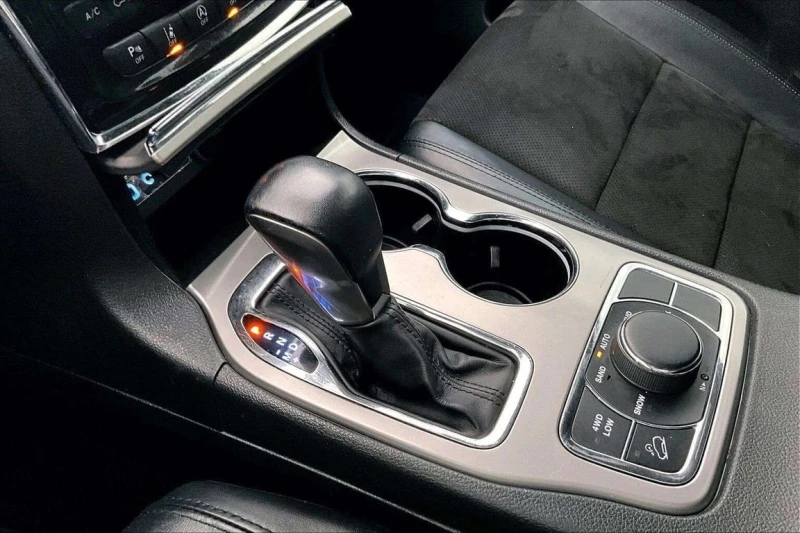 Jeep Grand cherokee * Laredo, Laredo E, Laredo X, Laredo X SE, Altitud, снимка 16 - Автомобили и джипове - 53384429