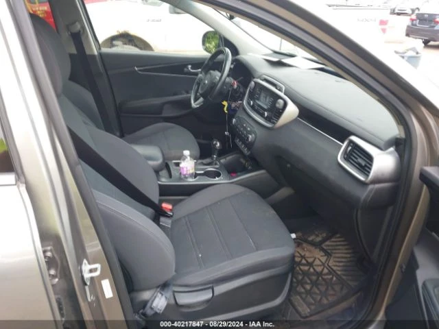 Kia Sorento LX 2.4L , снимка 5 - Автомобили и джипове - 47690871