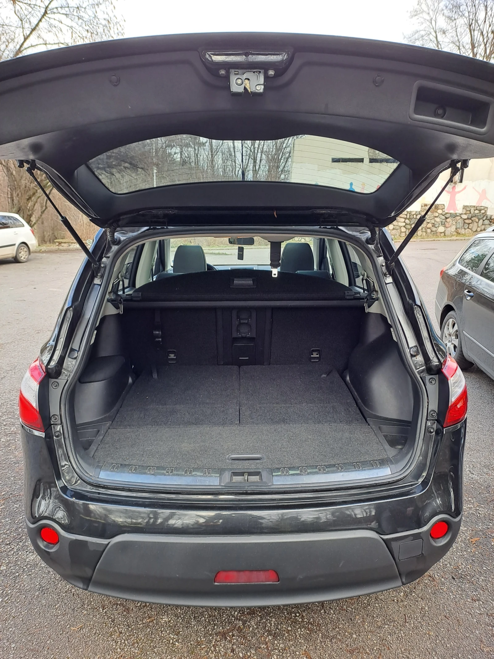 Nissan Qashqai + 2, снимка 15 - Автомобили и джипове - 53822611