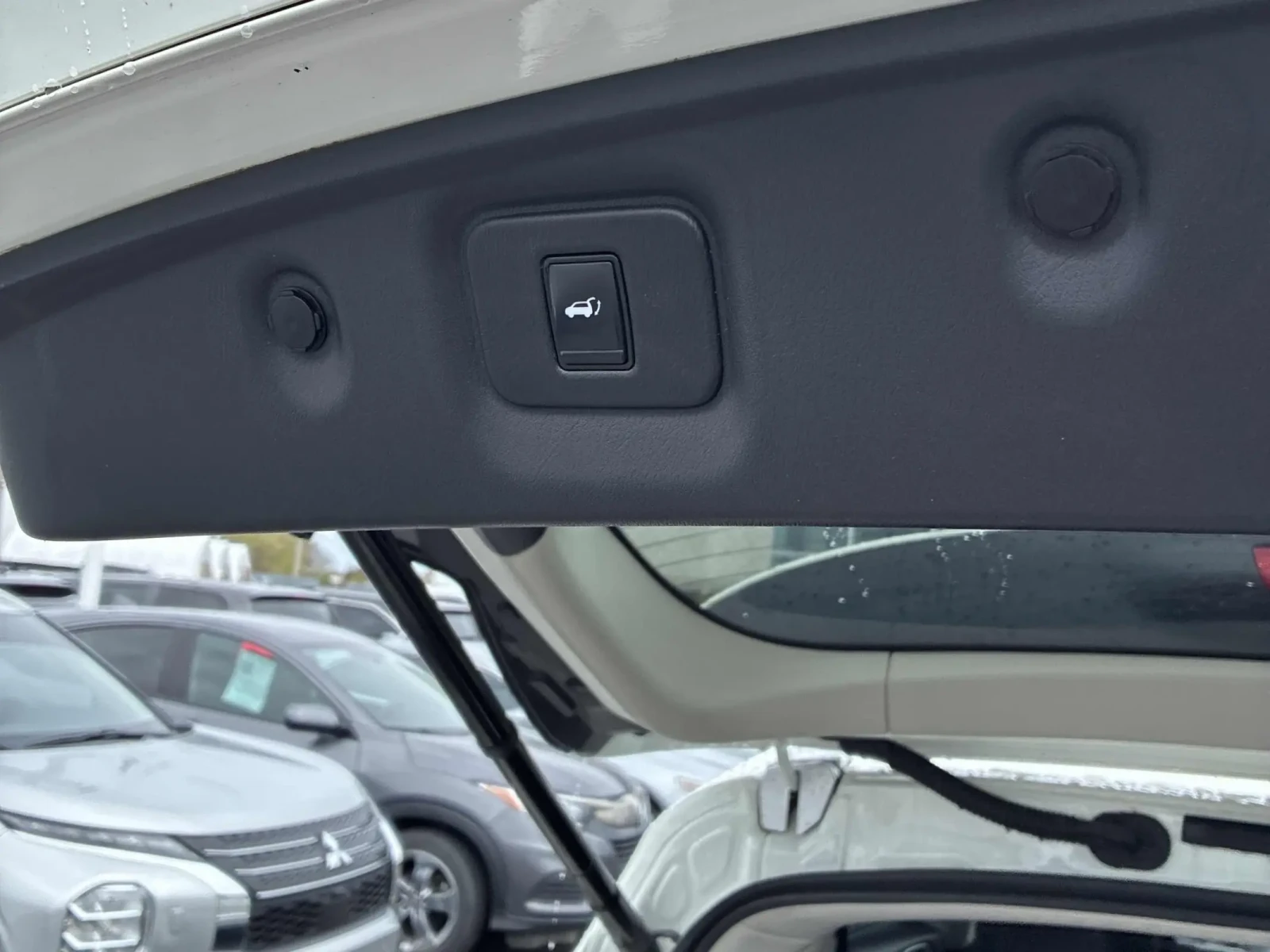 Infiniti QX60 CARFAX * АВТО КРЕДИТ * ПРОГНОЗНА ЦЕНА ДО БГ * , снимка 13 - Автомобили и джипове - 54623821