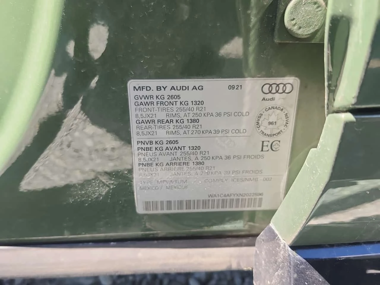 Audi SQ5 TECHNIK/360/DIS/B&O/АВТОКРЕДИТ, снимка 15 - Автомобили и джипове - 54813842