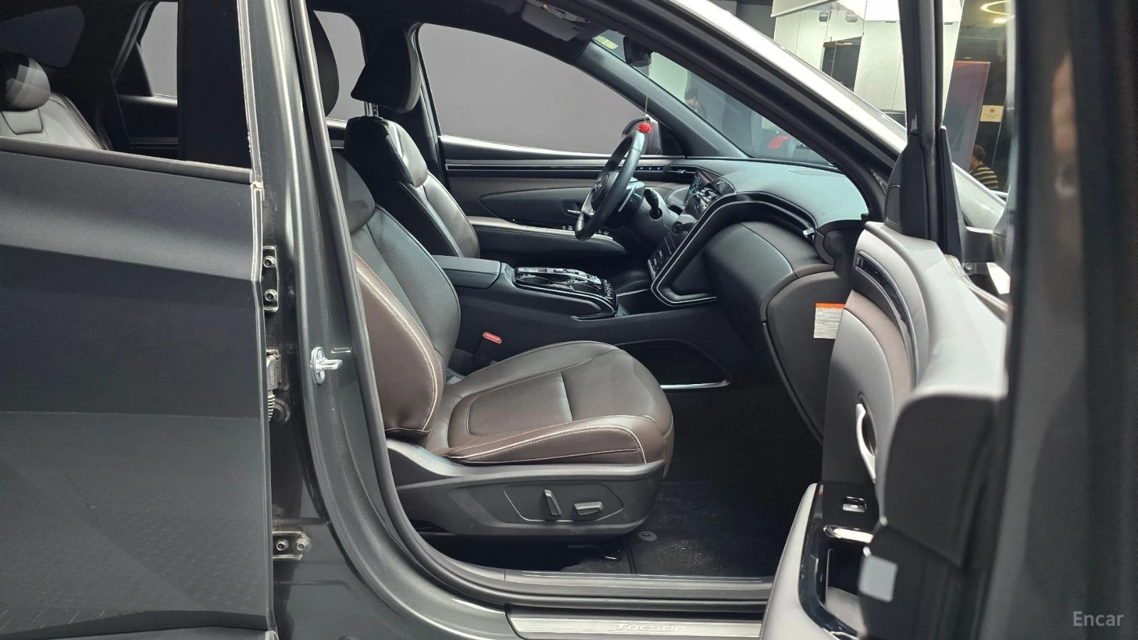 Hyundai Tucson HYBRID* 4x4* 360* LANE* ОБДУХ* DISTRO, снимка 8 - Автомобили и джипове - 55492891