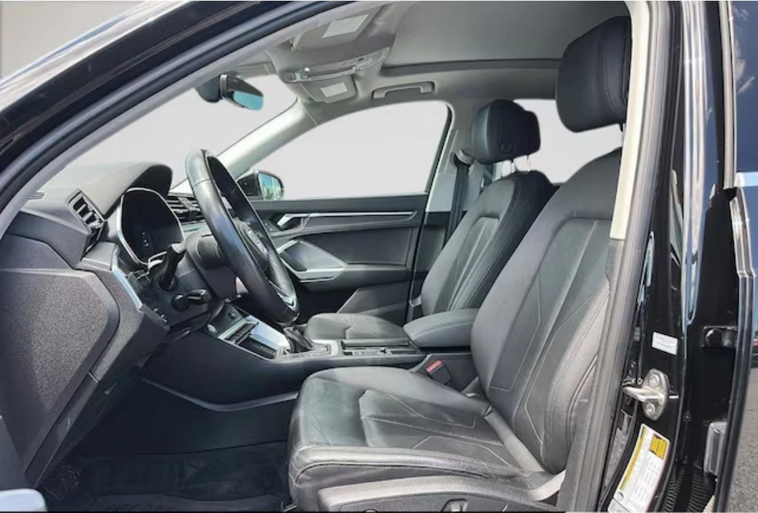 Audi Q3 2.0T Technik quattro* PANORAMA* 360 CAM* ПОДГРЕВ* , снимка 6 - Автомобили и джипове - 55618827