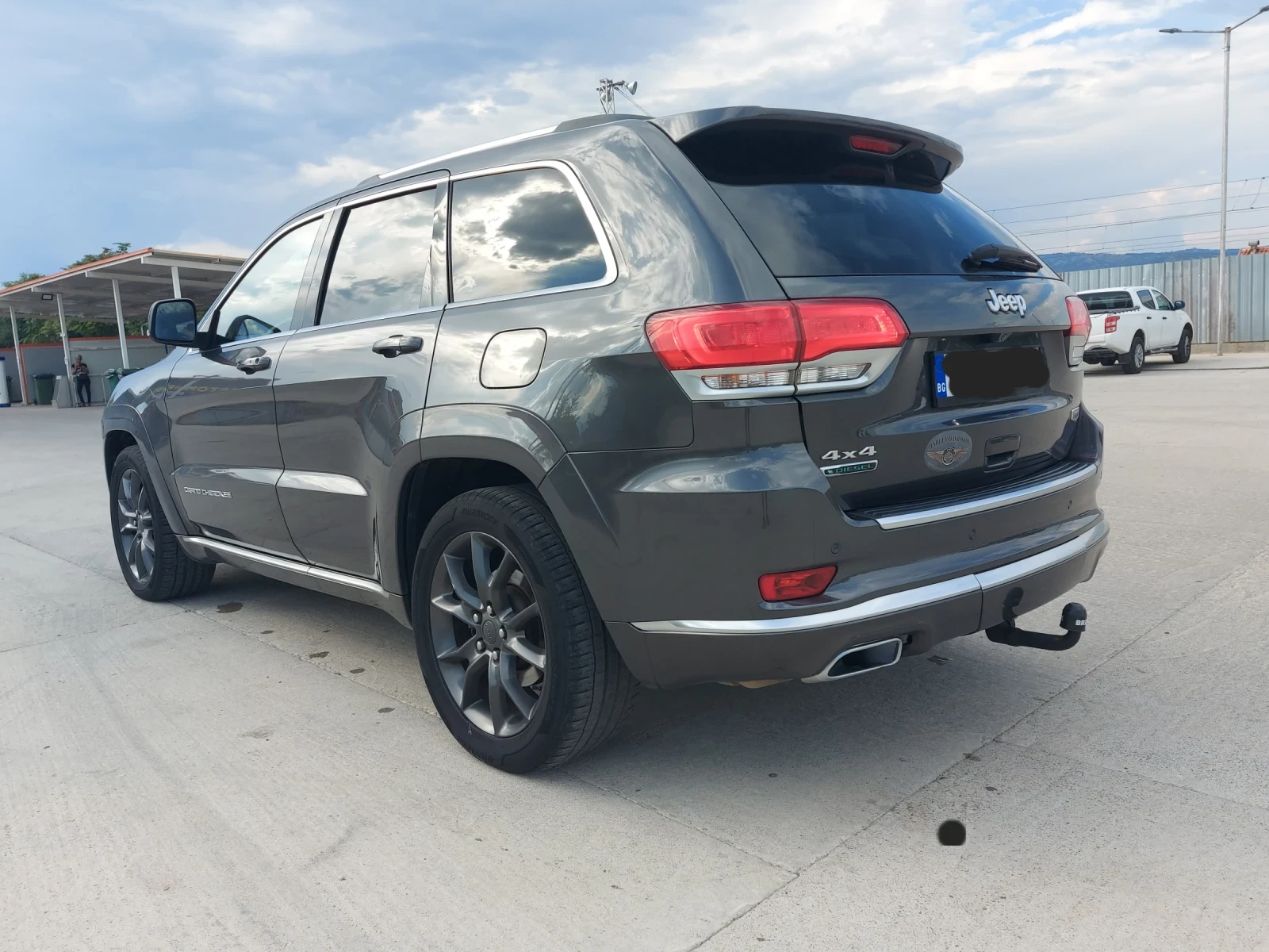 Jeep Grand cherokee Summit Full Harman Keyless, снимка 3 - Автомобили и джипове - 56140789