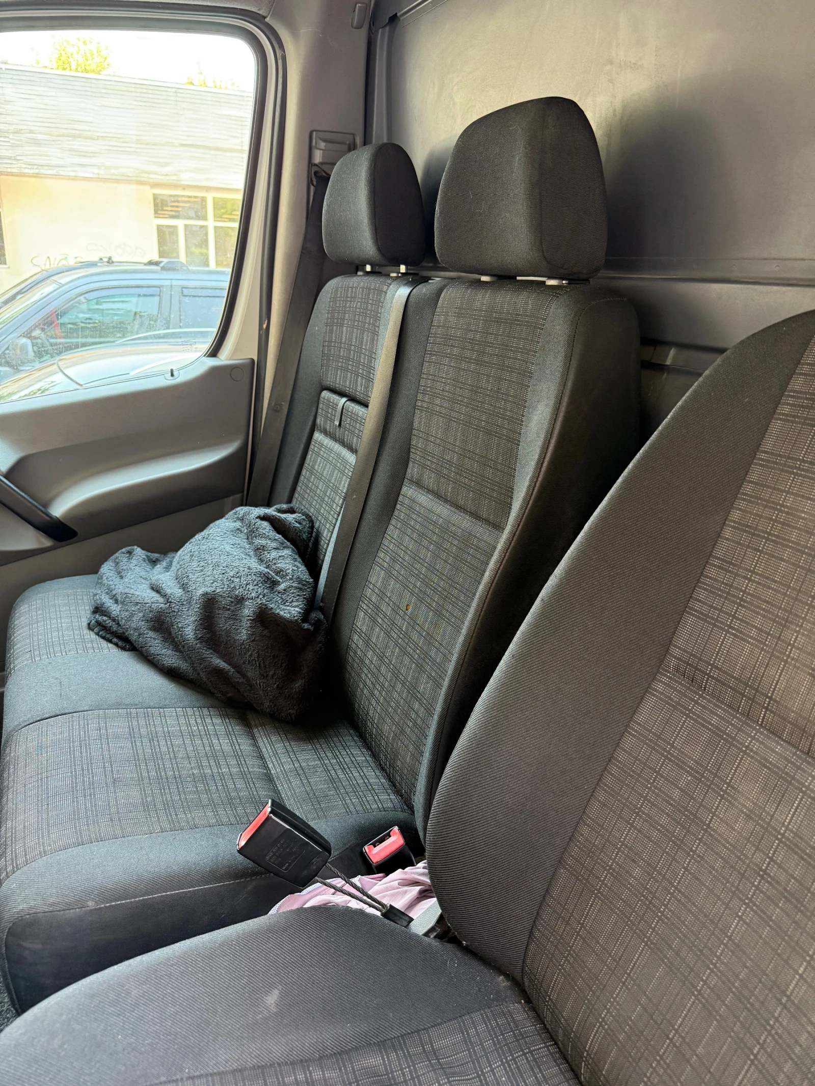 VW Crafter 2.5, снимка 9 - Бусове и автобуси - 55944412