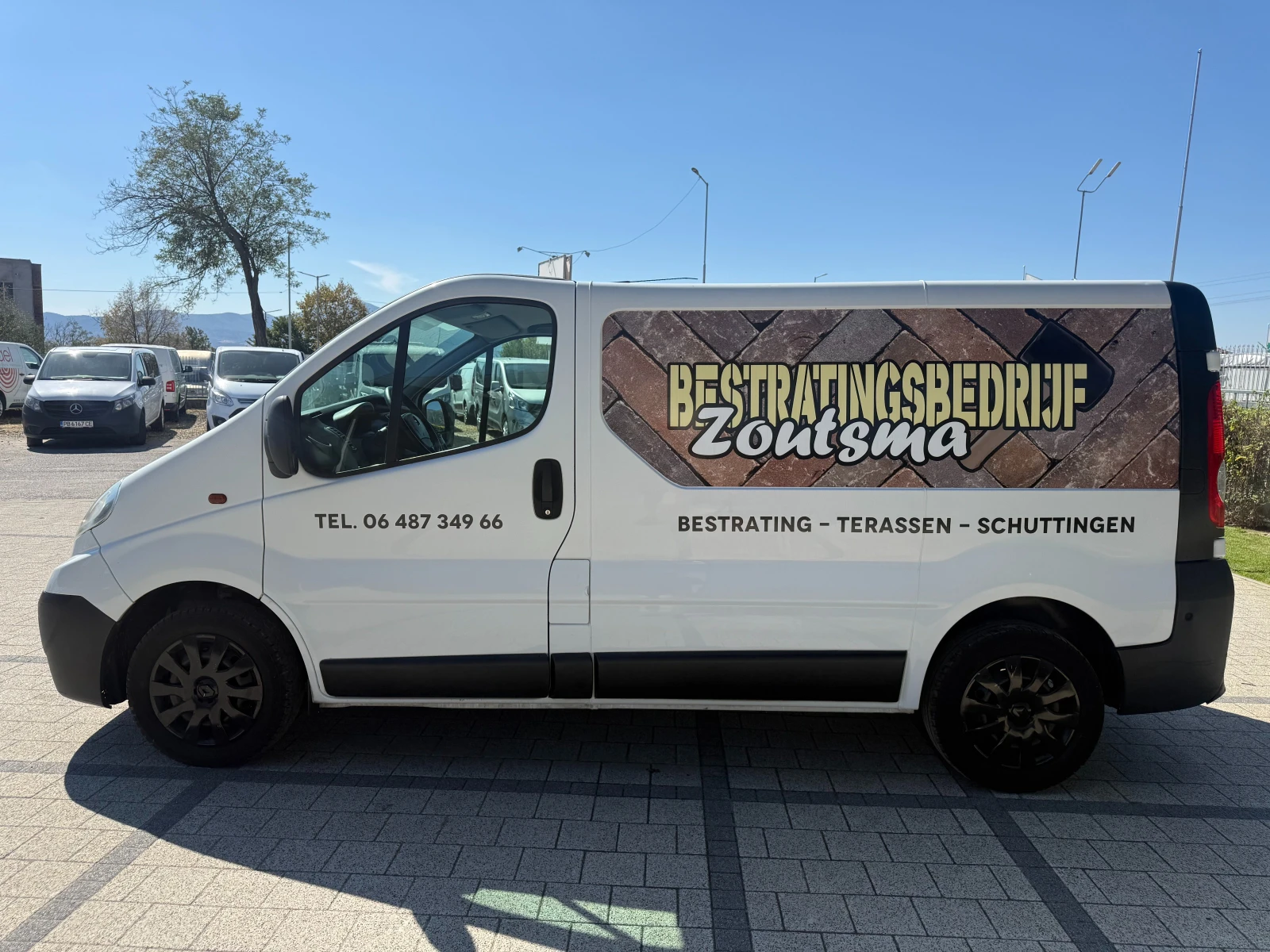 Opel Vivaro 2.0CDTI Клима L1H1 , снимка 5 - Бусове и автобуси - 56138614
