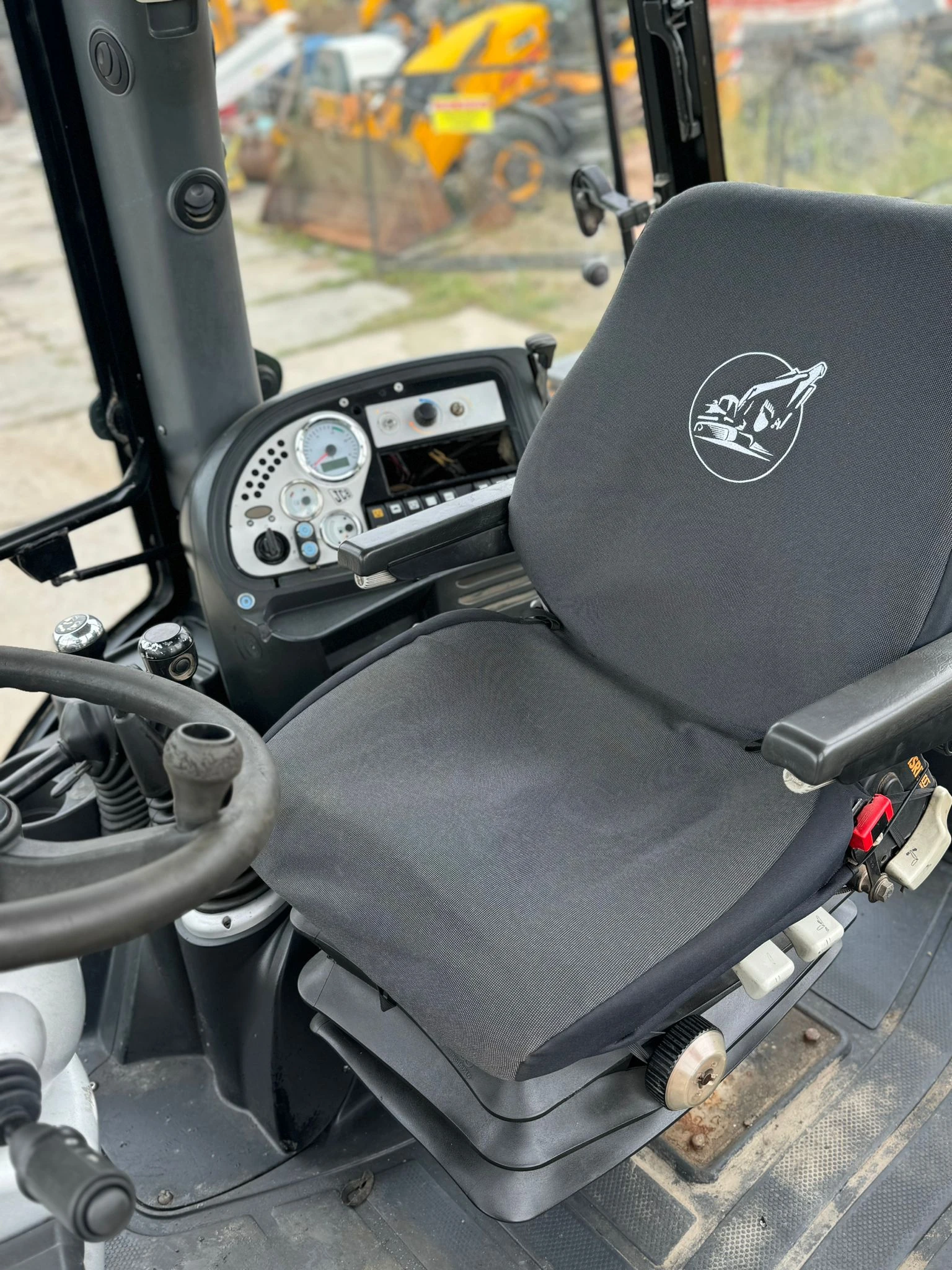 Телескопични товарачи JCB 3CX - изображение 5