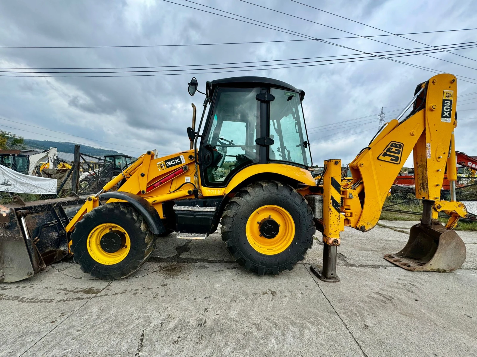 Телескопични товарачи JCB 3CX - изображение 3