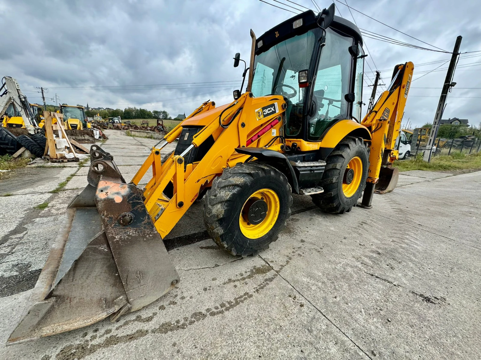   JCB 3CX | Mobile.bg   1