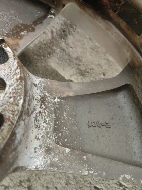 ���� � ������ 225/45R17 �� Kia Carens | Mobile.bg � ����� ������ 13