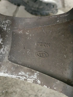 ���� � ������ 225/45R17 �� Kia Carens | Mobile.bg � ����� ������ 11