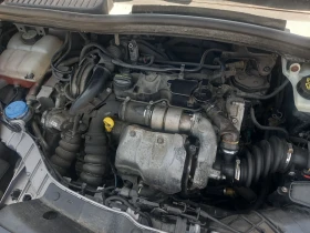 Ford C-max 1.6tdci 116 k.c. TiTANiUM NAVi Panorama 6 скорости, снимка 17