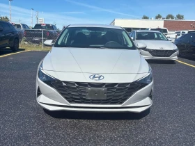 Hyundai Elantra * Essential * CARFAX *    | Mobile.bg    6