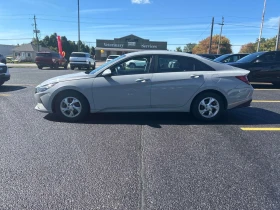 Hyundai Elantra * Essential * CARFAX *    | Mobile.bg    2