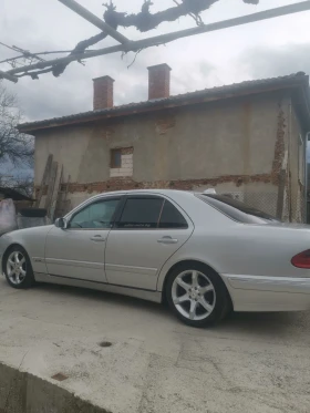 Mercedes-Benz E 270 - 2700 € / 5280.74 лв. - 73452147 2