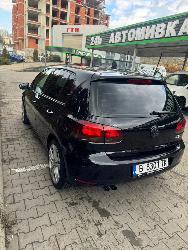 VW Golf, снимка 8 - Автомобили и джипове - 48784933