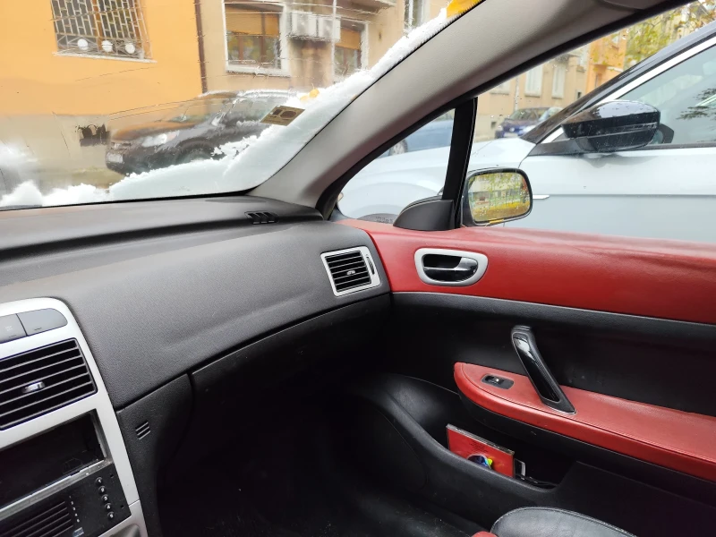 Peugeot 307 CC, снимка 3 - Автомобили и джипове - 47942294