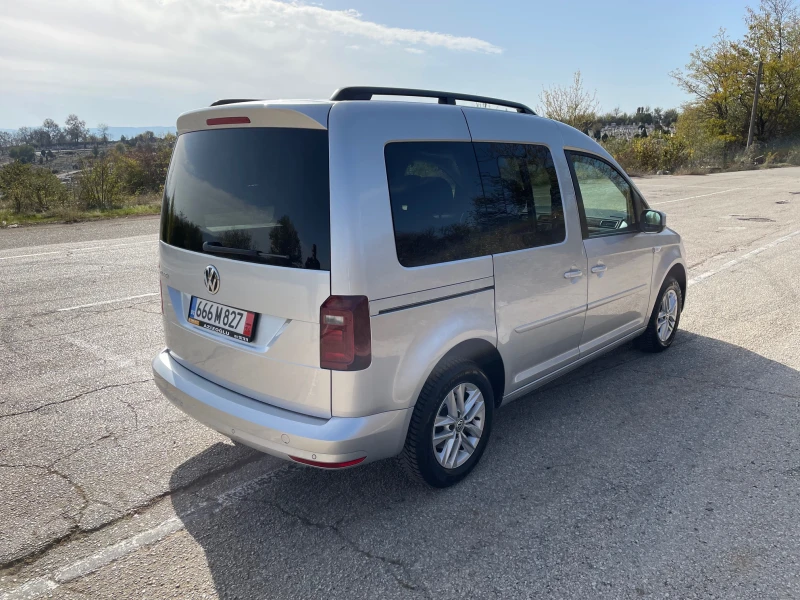 VW Caddy, снимка 7 - Автомобили и джипове - 47975589