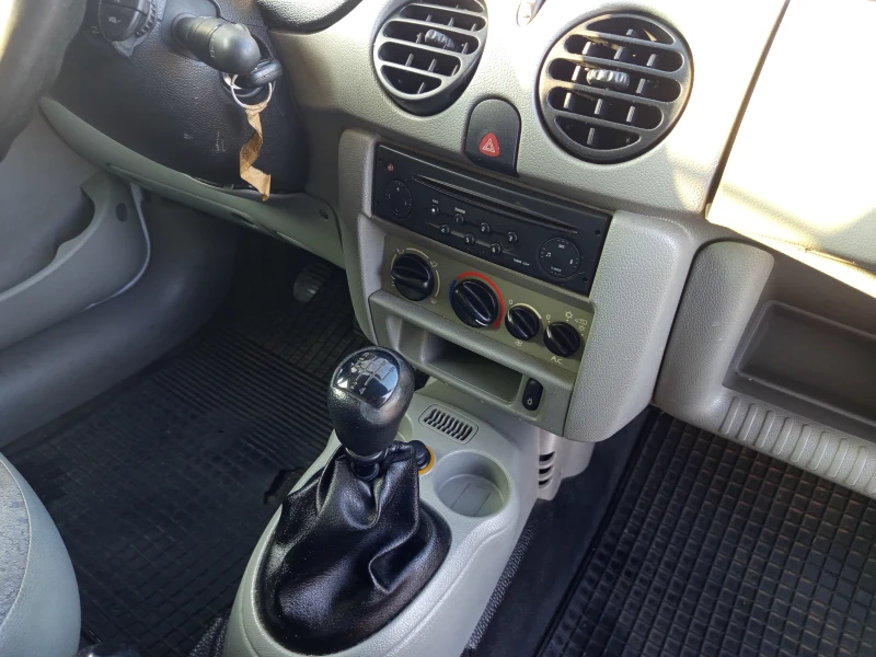 Renault Kangoo 1.5д климатик , снимка 6 - Автомобили и джипове - 49186491