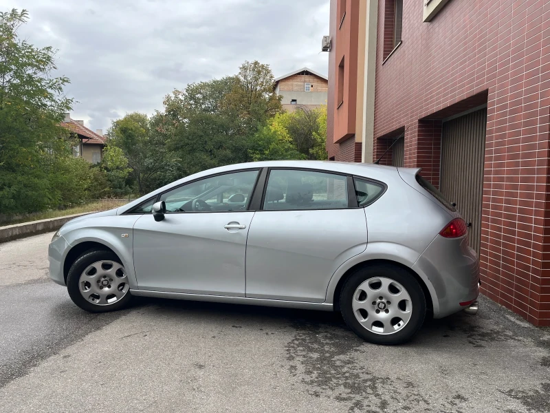 Seat Leon, снимка 3 - Автомобили и джипове - 51883976
