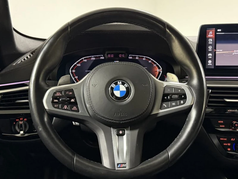 BMW 540 2022* M-PACK* LASER* BLACK OPTIC* ОТ BMW, снимка 7 - Автомобили и джипове - 52472902