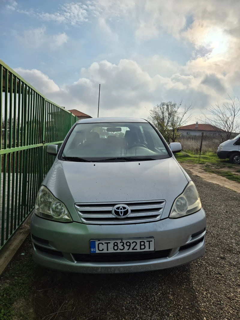 Toyota Avensis verso
