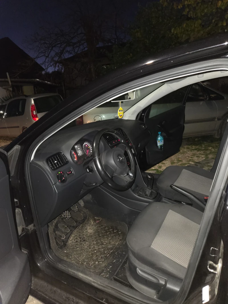 VW Polo, снимка 8 - Автомобили и джипове - 52514967