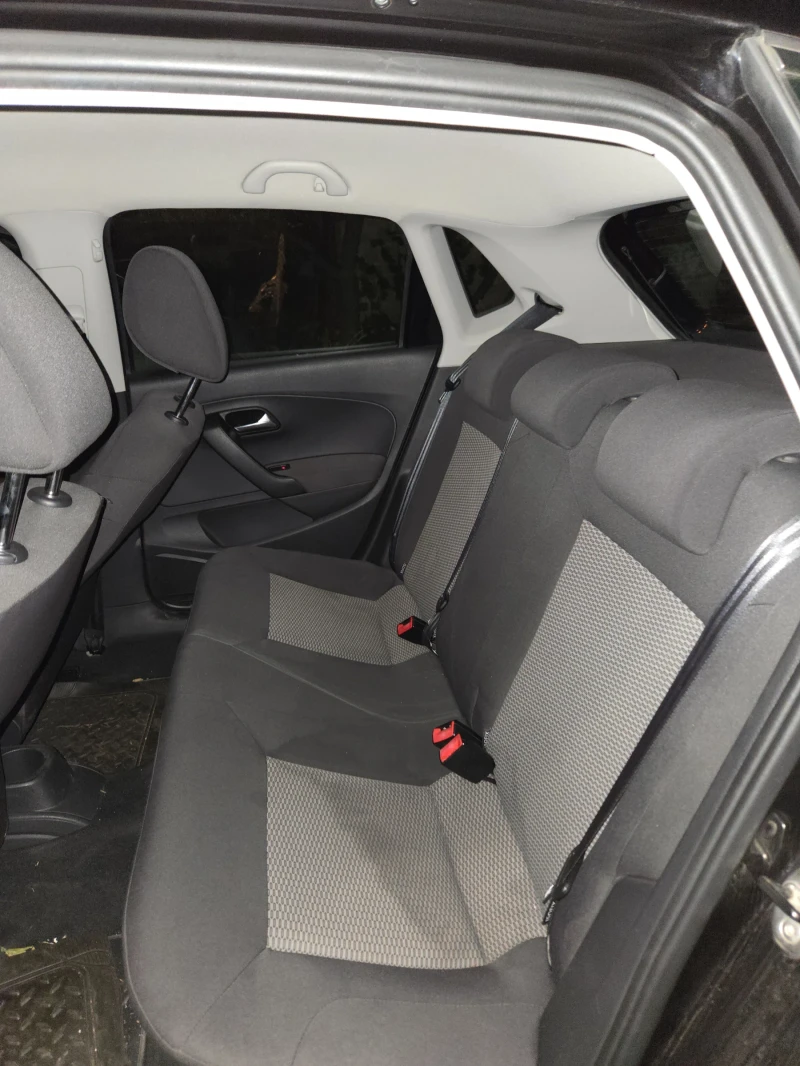 VW Polo, снимка 12 - Автомобили и джипове - 52514967