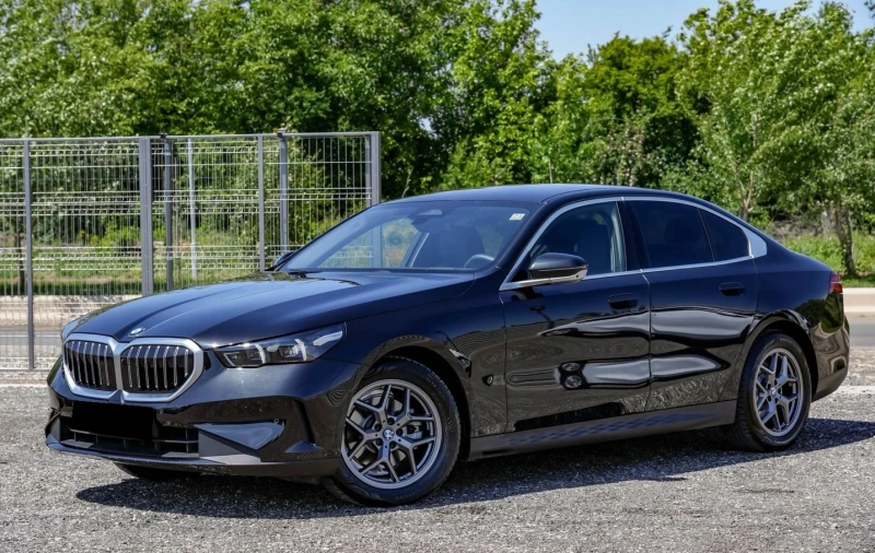 BMW 520 i, снимка 4 - Автомобили и джипове - 52523862