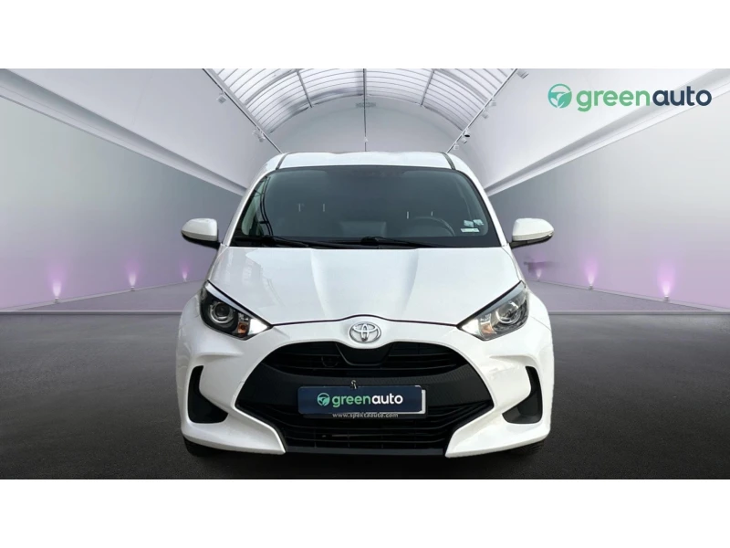 Toyota Yaris 1.5i M/T, Месечна вноска от 344 лв., снимка 5 - Автомобили и джипове - 52893492