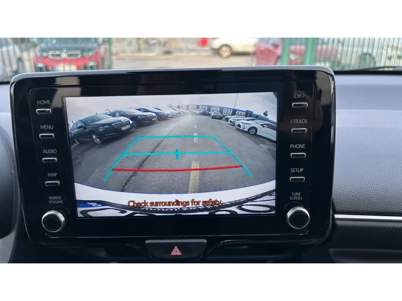 Toyota Yaris 1.5i M/T, Месечна вноска от 344 лв., снимка 16 - Автомобили и джипове - 52893492