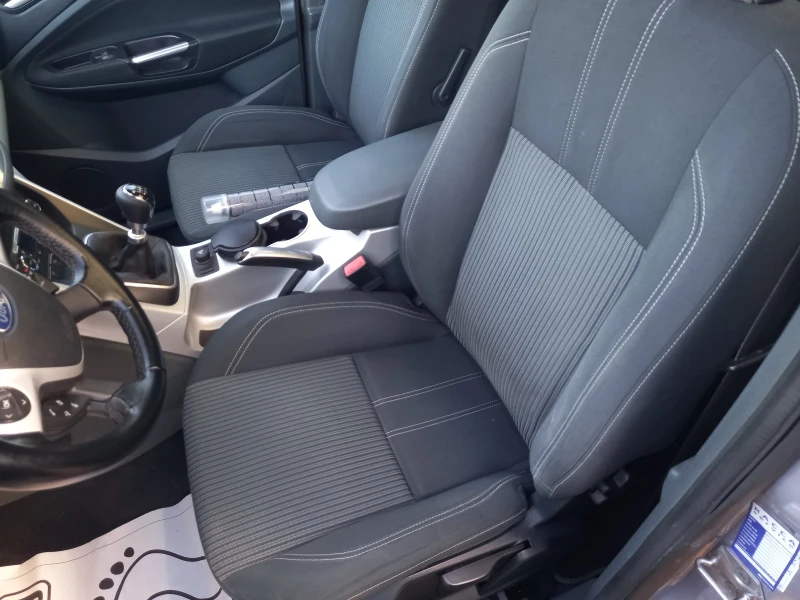 Ford C-max 1.6tdci 116 k.c. TiTANiUM NAVi Panorama 6 скорости, снимка 12 - Автомобили и джипове - 52957211