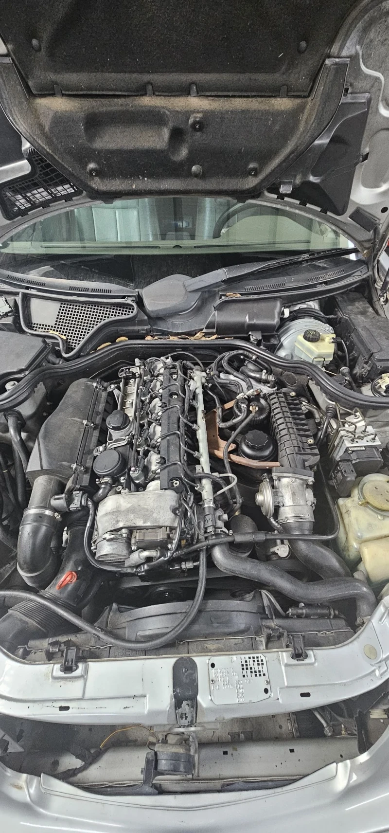 Mercedes-Benz E 270, снимка 9 - Автомобили и джипове - 53279167