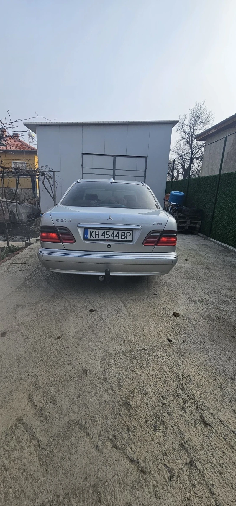 Mercedes-Benz E 270, снимка 5 - Автомобили и джипове - 53279167