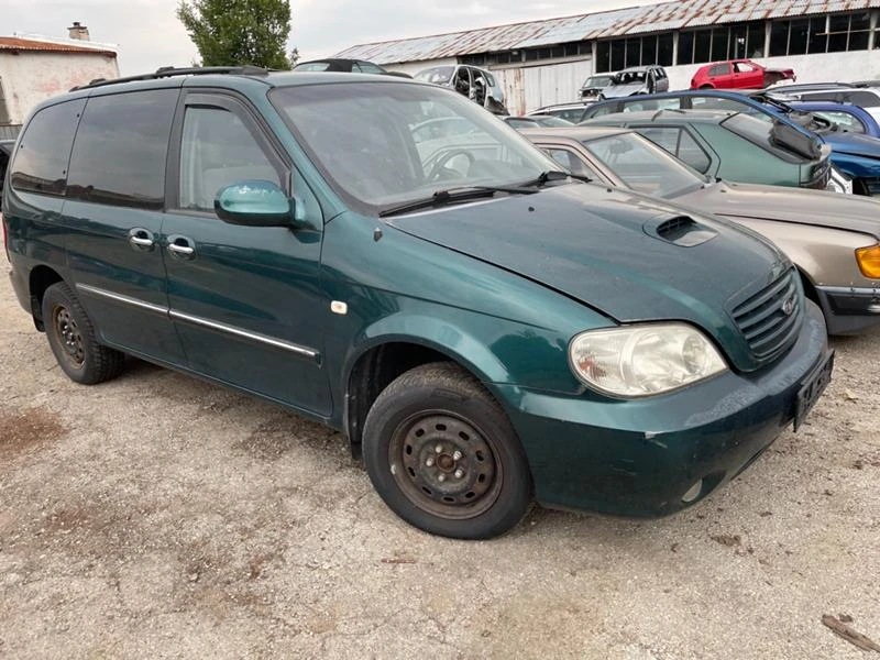 Kia Carnival, снимка 2 - Автомобили и джипове - 34324465